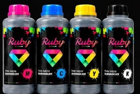 Frascos da tinta sublimática Ruby nas cores magenta, cyan, yellow e black